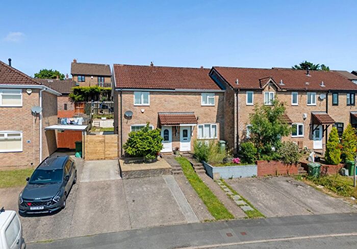 2 Bedroom End Of Terrace House For Sale In Clos Creyr, Llantwit Fardre, CF38