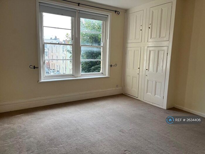 2 Bedroom Flat To Rent In All Saints Road, Bristol, BS8