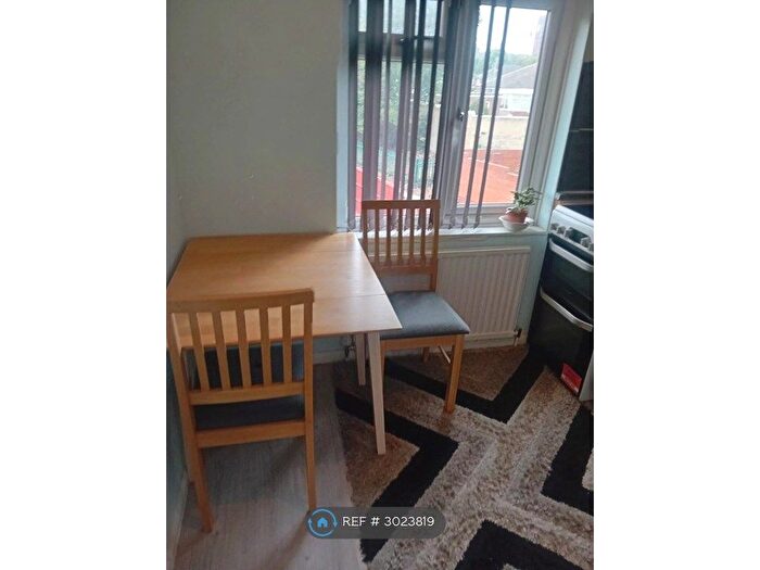 1 Bedroom Semi Detached House To Rent In Clough Street, Leeds, LS27