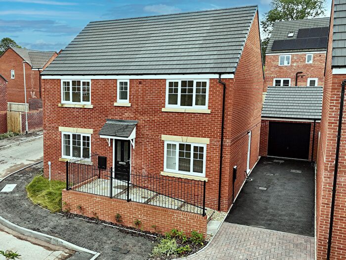 5 Bedroom Detached House For Sale In Eccleshall Road, Stone, ST15