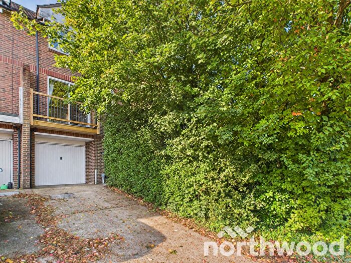 2 Bedroom Terraced House To Rent In Bradbridge Green, Singleton, Ashford, TN23