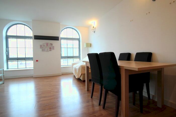 1 Bedroom Flat To Rent In Queens Road, Nottingham, NG2