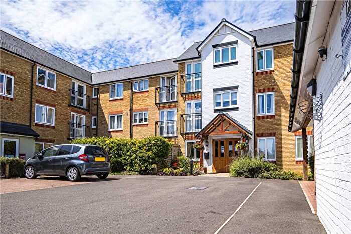 1 Bedroom Apartment For Sale In High Street, Berkhamsted, Hertfordshire, HP4
