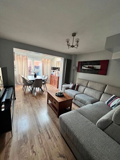 3 Bedroom Town House To Rent In Holdenby Close, Retford, DN22