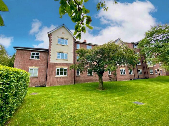 2 Bedroom Apartment To Rent In Lawnhurst Avenue, Manchester, M23