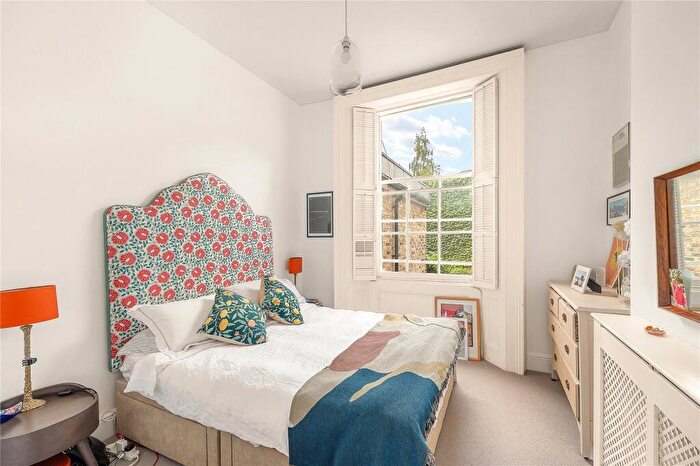 2 Bedroom Flat For Sale In Gloucester Avenue, London, NW1