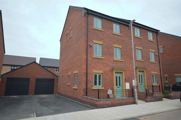 4 Bedroom Semi-Detached House To Rent In Coles Road, Priors Hall, Corby, NN17