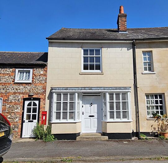 3 Bedroom Terraced House For Sale In Oxford Street, Eddington, Hungerford, West Berkshire, RG17