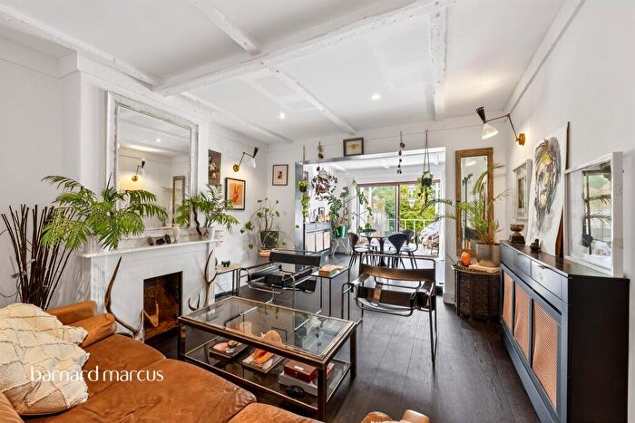 4 Bedroom Semi-Detached House For Sale In Harding Road, Epsom, KT18