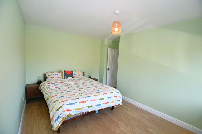 3 Bedroom Terraced House For Sale In Brentwood, Salford, M6