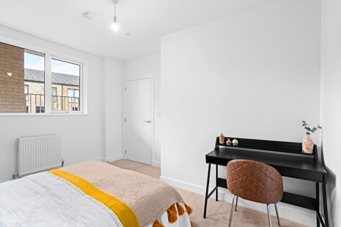 2 Bedroom Apartment For Sale In Film Square, London, E17