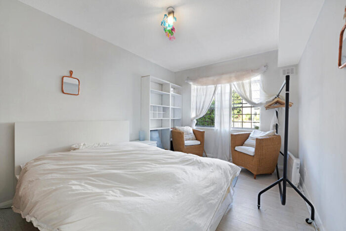 1 Bedroom Flat To Rent In Uverdale Road, SW10
