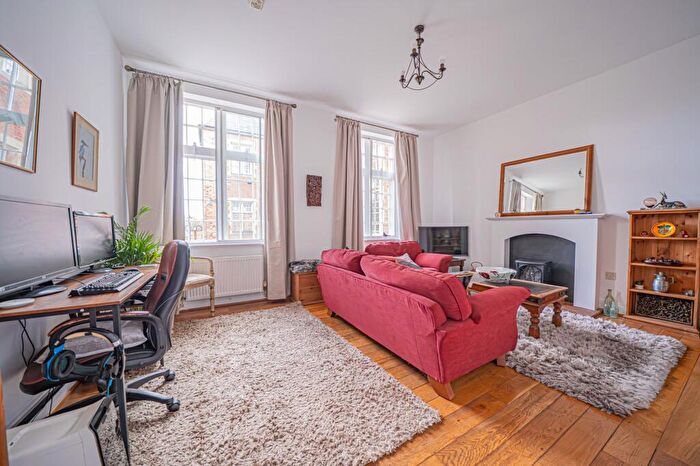 2 Bedroom Apartment For Sale In Tredington Park, Hatton Park, CV35