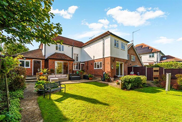 5 Bedroom Detached House For Sale In Shawley Way, Epsom, KT18
