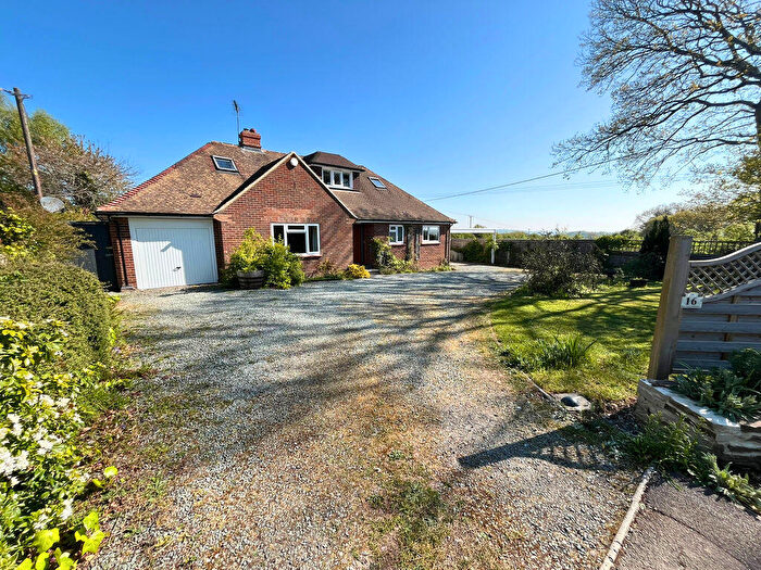5 Bedroom Detached Bungalow For Sale In Emery Acres, Upper Basildon, RG8