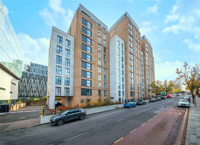 2 Bedroom Apartment To Rent In Axell House, Wellington Street, London, SE18