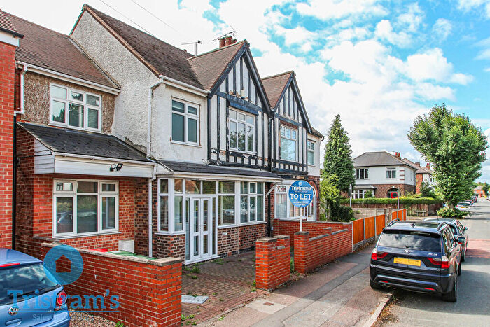 6 Bedroom Semi-Detached House To Rent In Abbey Road, Beeston, NG9