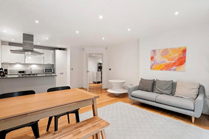 2 Bedroom Flat To Rent In Wenlock Road, Islington, N1