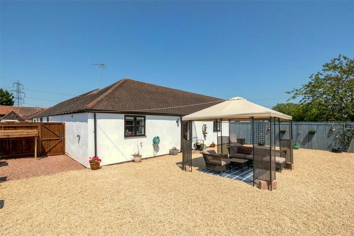 3 Bedroom Bungalow For Sale In Barbers Bridge, Rudford, Gloucester, Gloucestershire, GL2