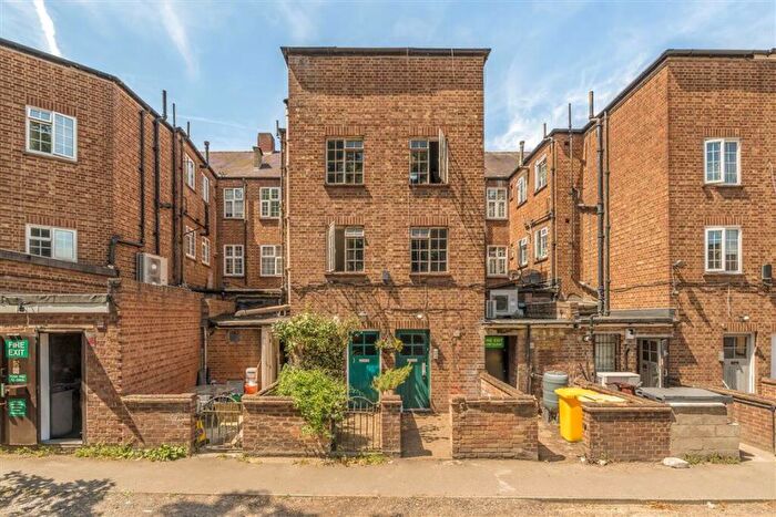 2 Bedroom Flat To Rent In Stratheden Parade, Blackheath, SE3