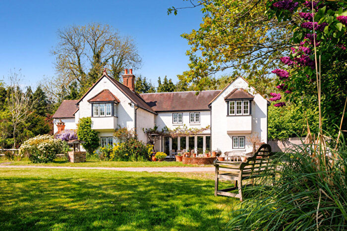 5 Bedroom Detached House For Sale In Wapseys Lane, Hedgerley, SL2