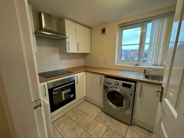 2 Bedroom Apartment To Rent In Breckside Park, Anfield, L6