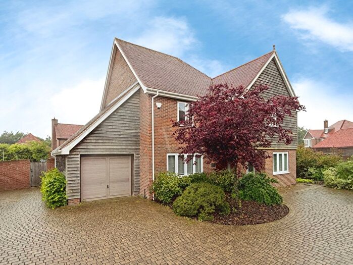 4 Bedroom Detached House For Sale In Kilndown Place, Stelling Minnis, Canterbury, CT4
