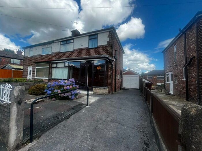 3 Bedroom House To Rent In Maldwyn Avenue, Manchester, M8