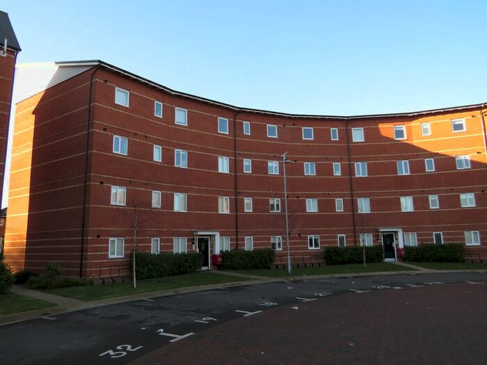 2 Bedroom Flat To Rent In Merton Way, Walsall, WS2