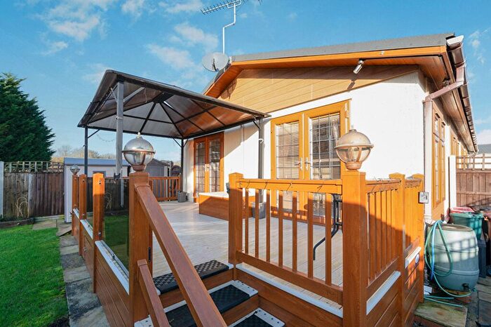 3 Bedroom Bungalow For Sale In Hawk Hill, Battlesbridge, Wickford, Essex, SS11