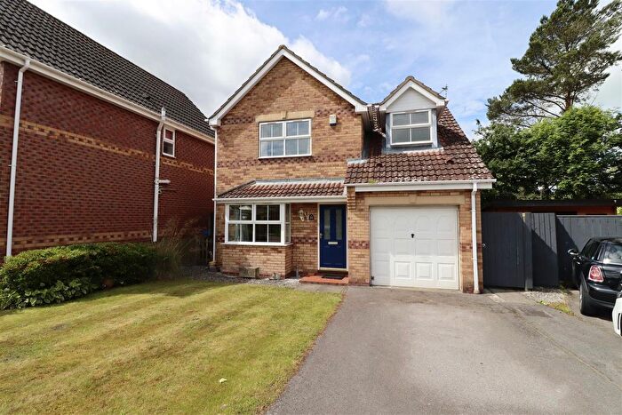 3 Bedroom Detached House For Sale In St. Aiden Close, Market Weighton, York, YO43