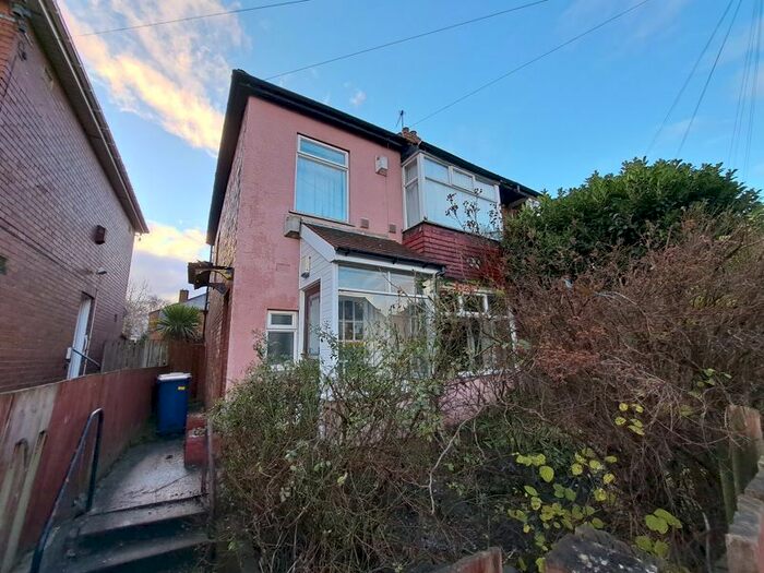 1 Bedroom Flat For Sale In Stamfordham Road, Fenham, Newcastle Upon