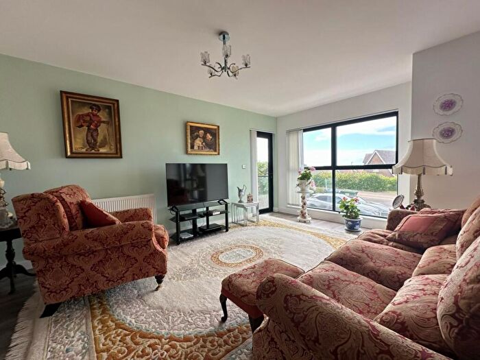 2 Bedroom Flat For Sale In Sunset, South Coast Road, Peacehaven, BN10