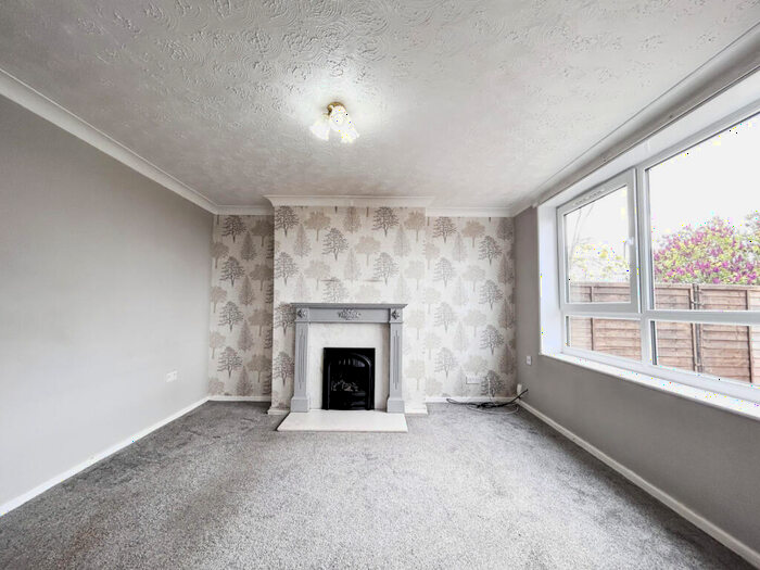 3 Bedroom SemiDetached House For Sale In Scunthorpe, DN17