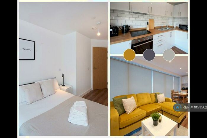 2 Bedroom Detached House To Rent In Trafford Road, Salford, M5