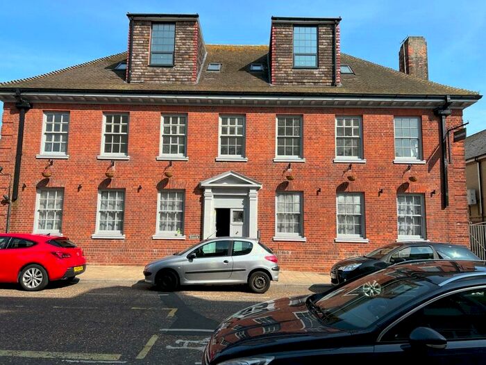 1 Bedroom Apartment To Rent In London Road South, Kirkley, Lowestoft, Suffolk, NR33