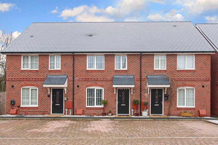 3 Bedroom Terraced House For Sale In Haxters End, Berkhamstead, HP4