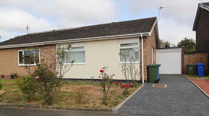 2 Bedroom Bungalow For Sale In Hareside, Whitelea Glade, Cramlington, NE23