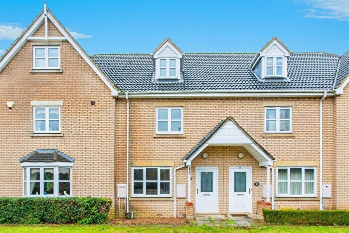 4 Bedroom End Terrace House For Sale In Ermine Street North, Papworth Everard, Cambridge, CB23
