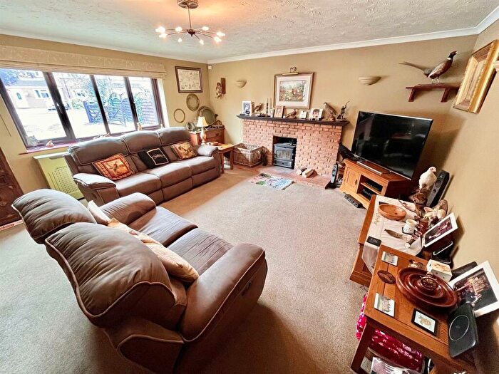 5 Bedroom House For Sale In Main Road, Ormesby, Great Yarmouth, NR29