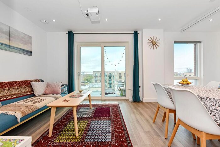 1 Bedroom Apartment For Sale In Lismore Boulevard, Jasmin House, NW9