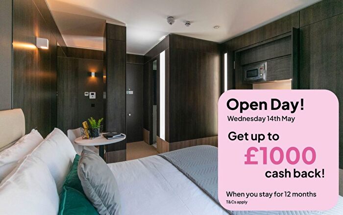 Studio To Rent In Staines Road, Hounslow, TW3