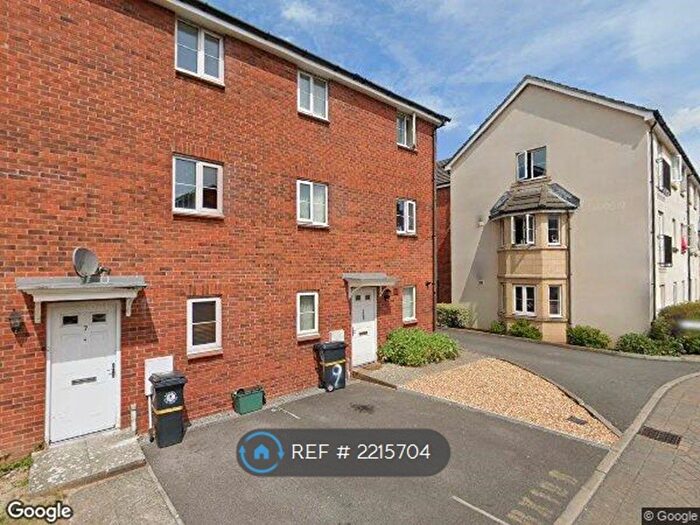 3 Bedroom Semi-Detached House To Rent In Beatrix Place, Bristol, BS7