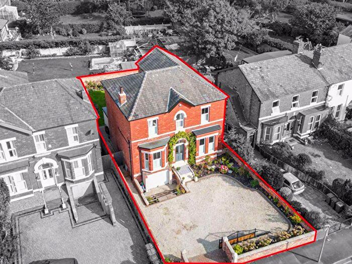 5 Bedroom Villa To Rent In Golf Open - Crescent Road, Birkdale - Sleeps (walking Distance To Golf), PR8