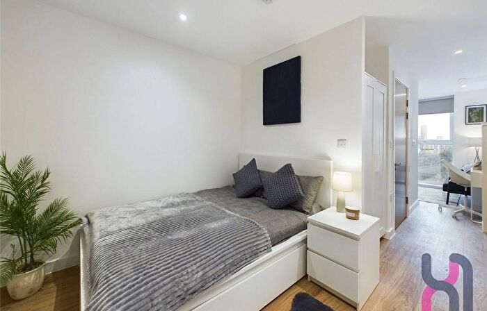 1 Bedroom Property To Rent In Frederick Road, Salford, M6
