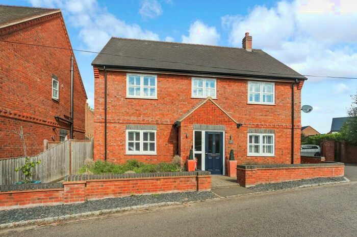 5 Bedroom Detached House To Rent In Brook Street, Aston Clinton, HP22