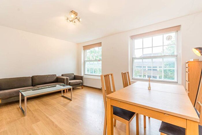2 Bedroom Apartment To Rent In Carlton Hill, London, NW8