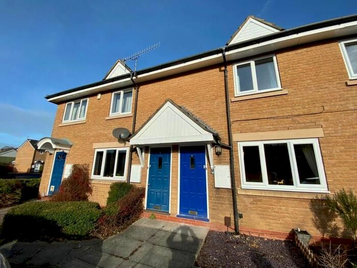 1 Bedroom Flat To Rent In Spinning Mill Court, Shipley, West Yorkshire BD18