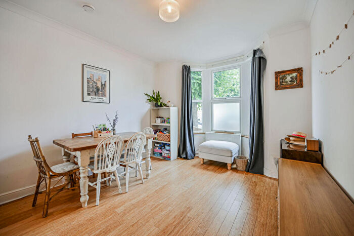 5 Bedroom House For Sale In Washington Avenue, Manor Park, London, E12