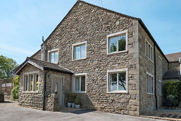 3 Bedroom Semi-Detached House For Sale In Higher Park, Kelbrook Road, Barnoldswick, Lancashire, BB18